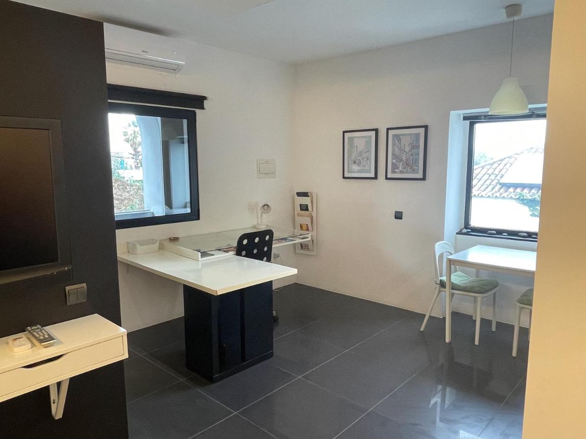 Sea Breeze Studios Porto Da Cruz Dış mekan fotoğraf